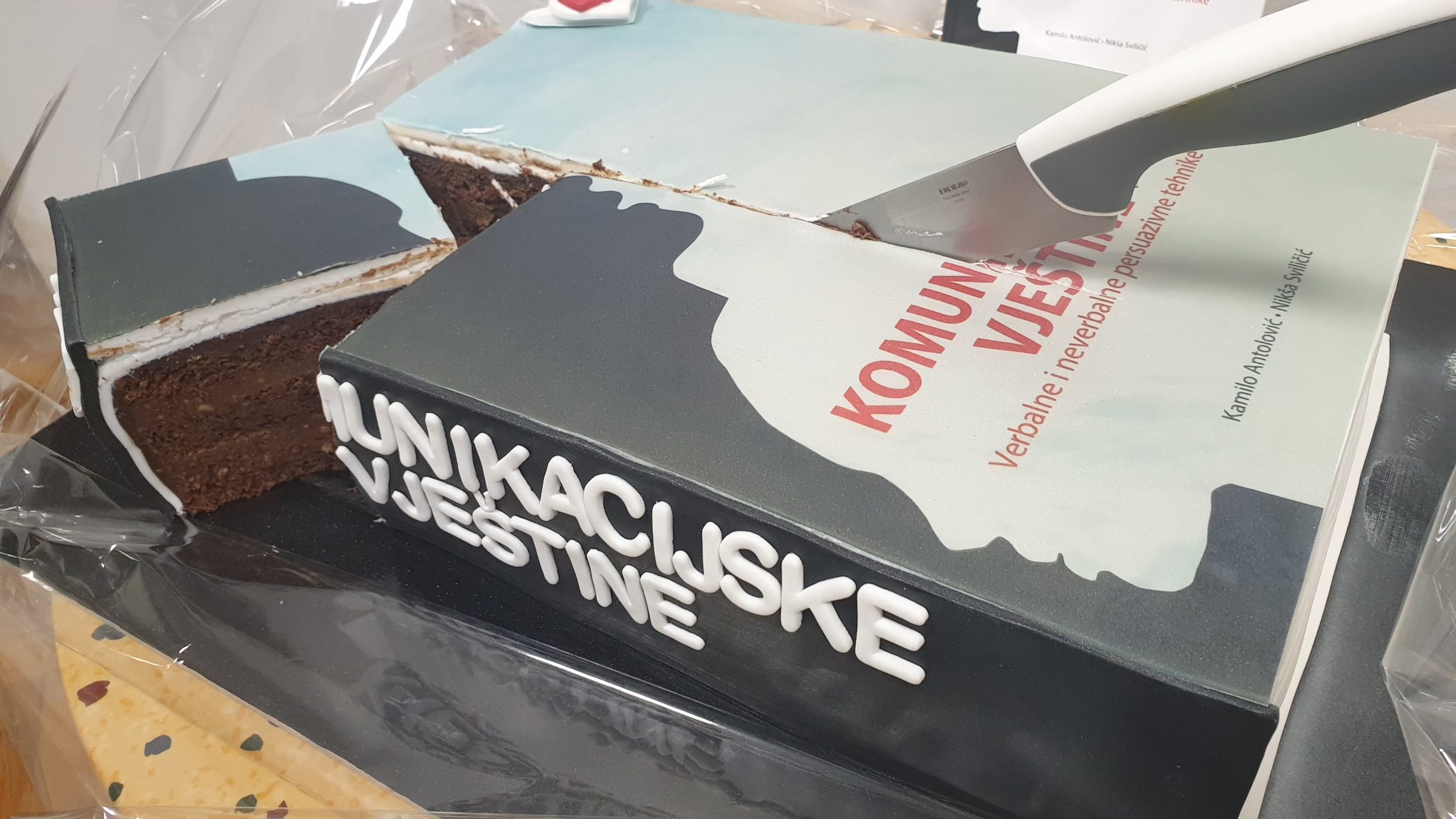 Read more about the article Komunikacijske vještine – put ka boljoj komunikaciji