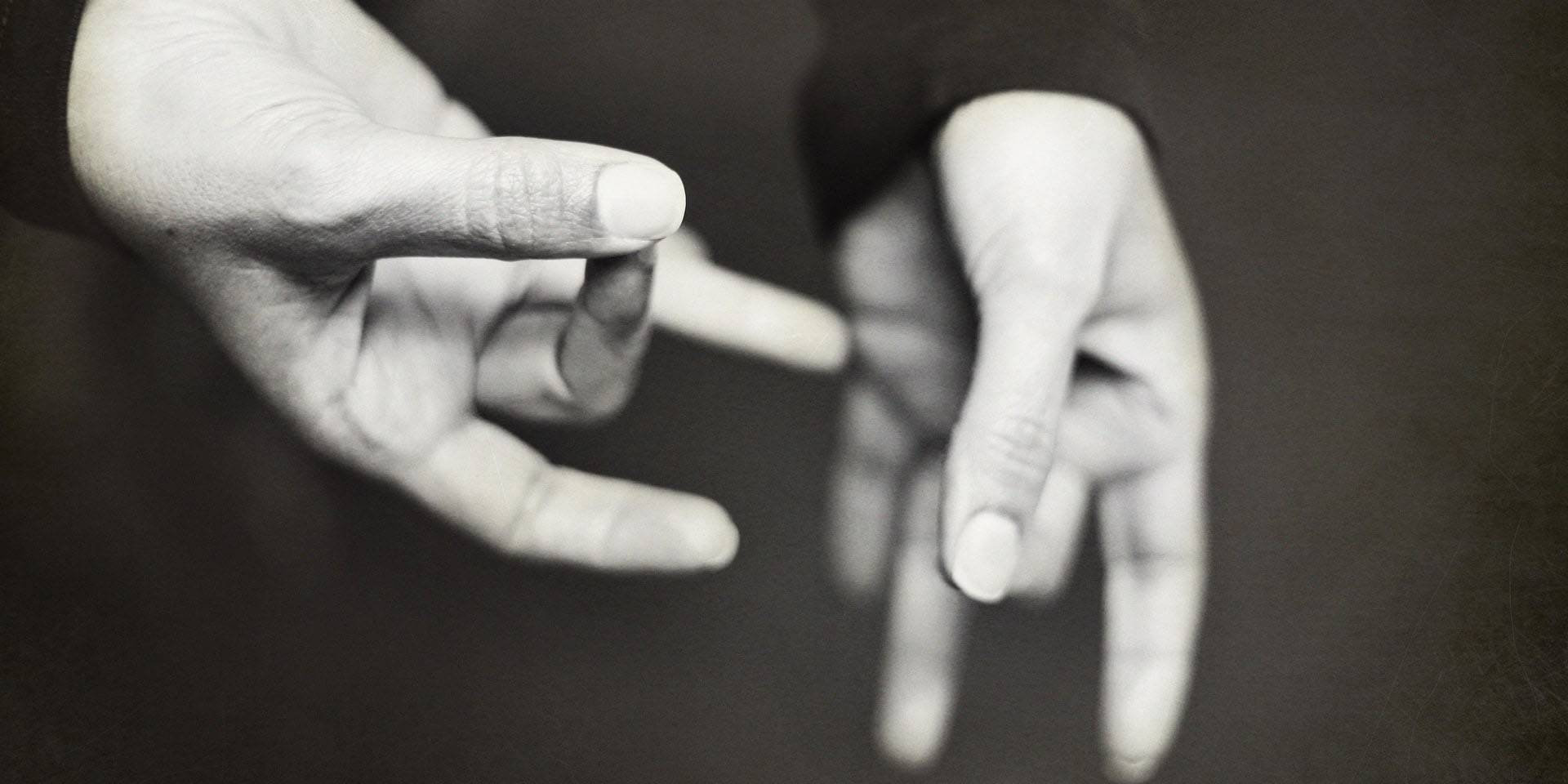 Epoha Portal Kolumna Neverbalna komunikacija