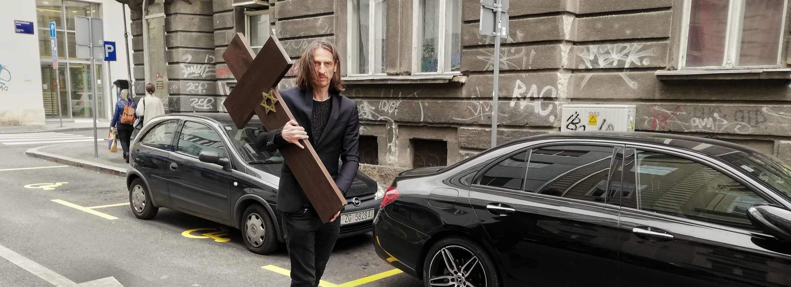 Read more about the article Vera Fischer – Križ pomirenja