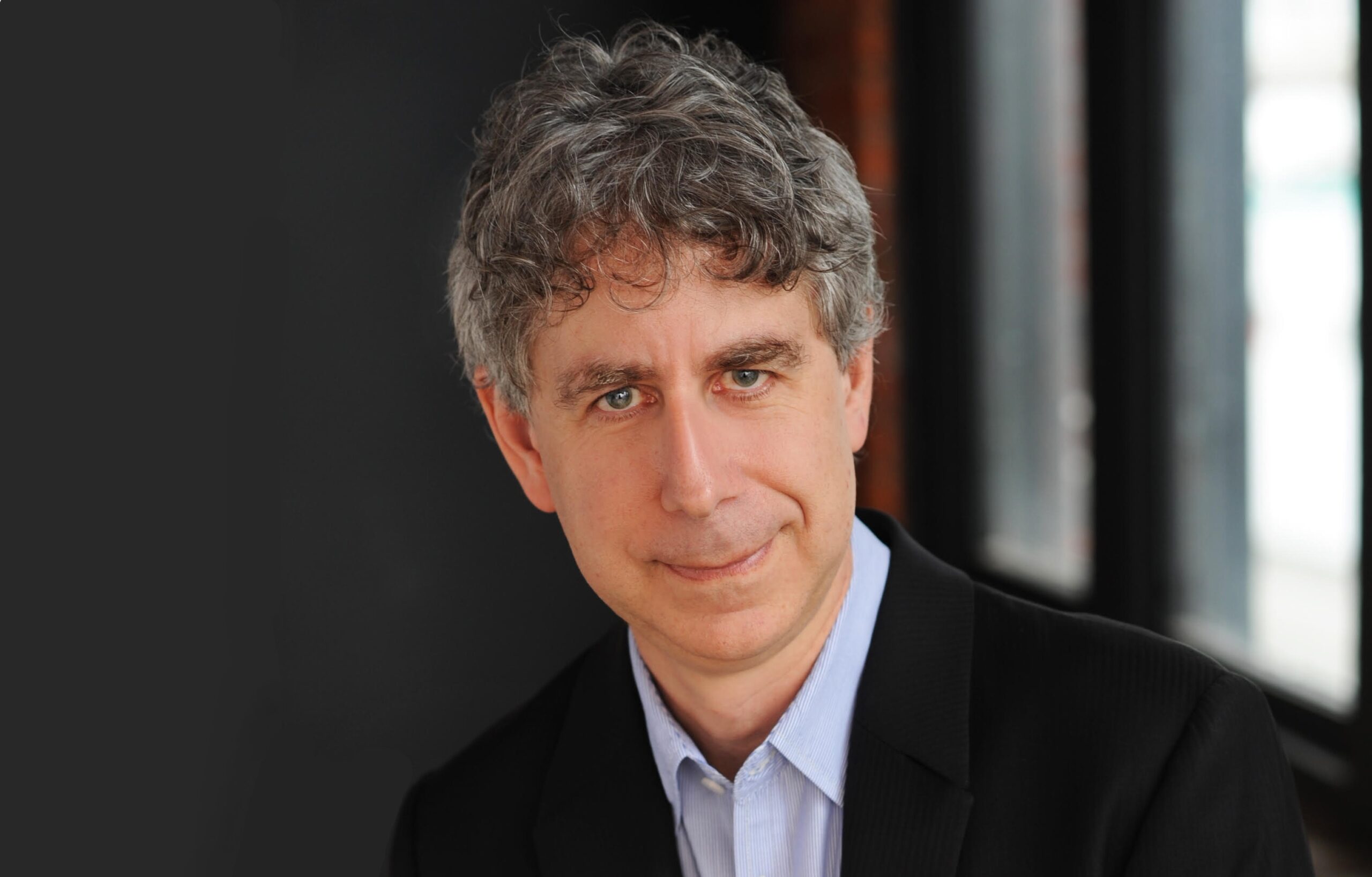 Read more about the article Joel Bakan – Nikada nije kasno za demokraciju