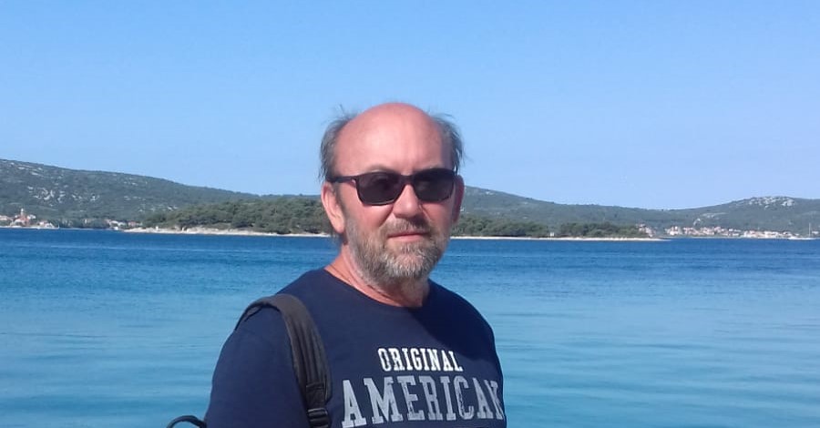 Read more about the article Poroci privatni, vrline javne