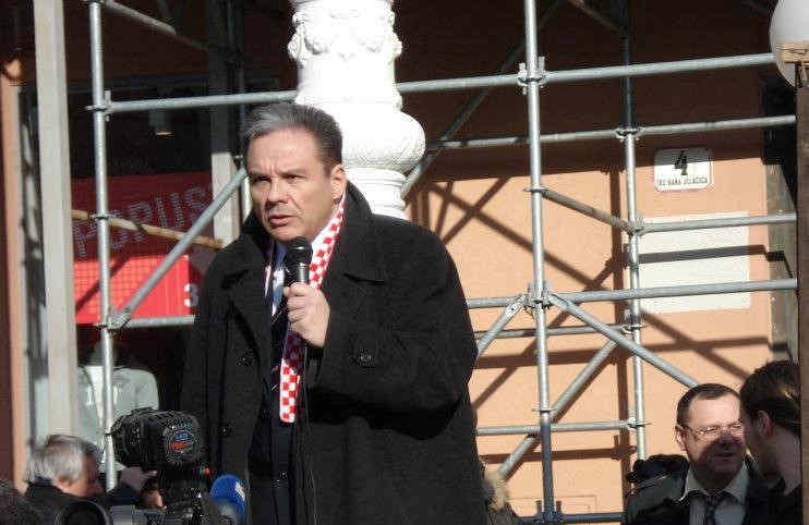 Read more about the article Ne budi režimska ovca